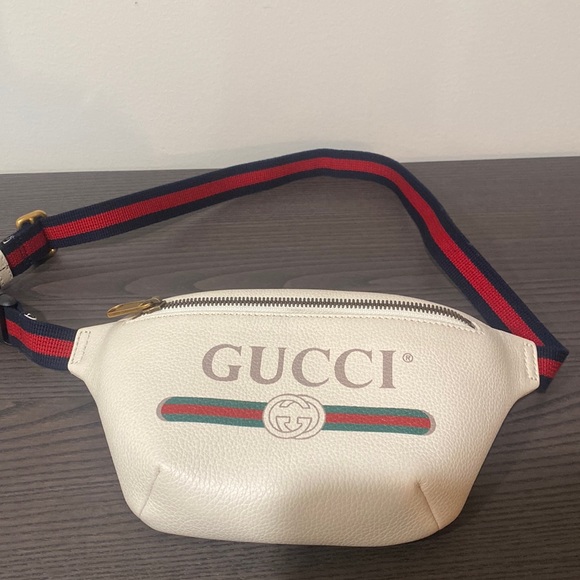 Gucci Fanny Pack - Picture 1 of 4